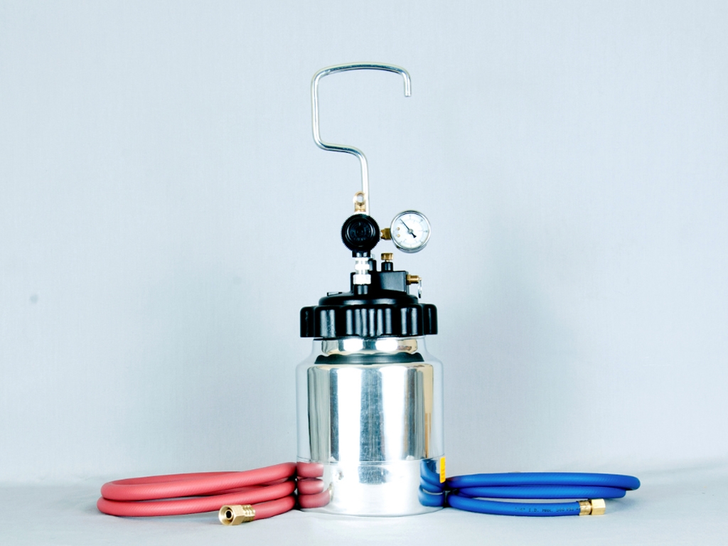 2.5qt wide remote pressurized paint tank
